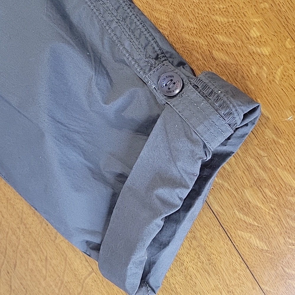 Calvin Klein NWT Olive Green Capris Womens Size Small - Picture 13 of 15